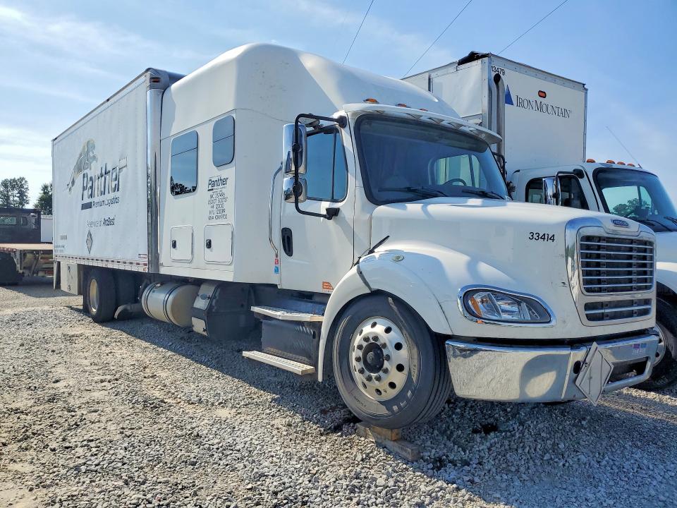 2019 Freightliner M2 VIN 3ALAC4DVXKDKK9700 COPART salvage auction — MINOR DENT/SCRATCHES, OH - CERTIFICATE OF TITLE, sold $7,000 on 2026-07-15 (photo 4)