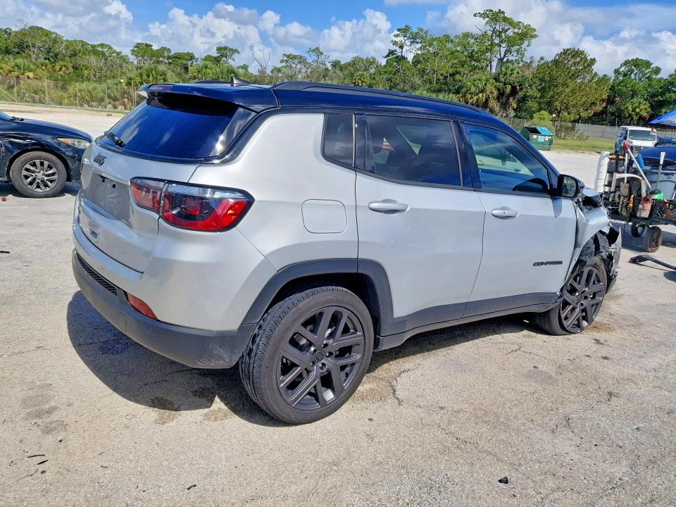 2026 Jeep Compass VIN 3C4NJDCN4TT188174 COPART salvage auction — FRONT END, Fl - Certificate Of Title (P), sold $12,000 on 2026-07-27 (photo 3)