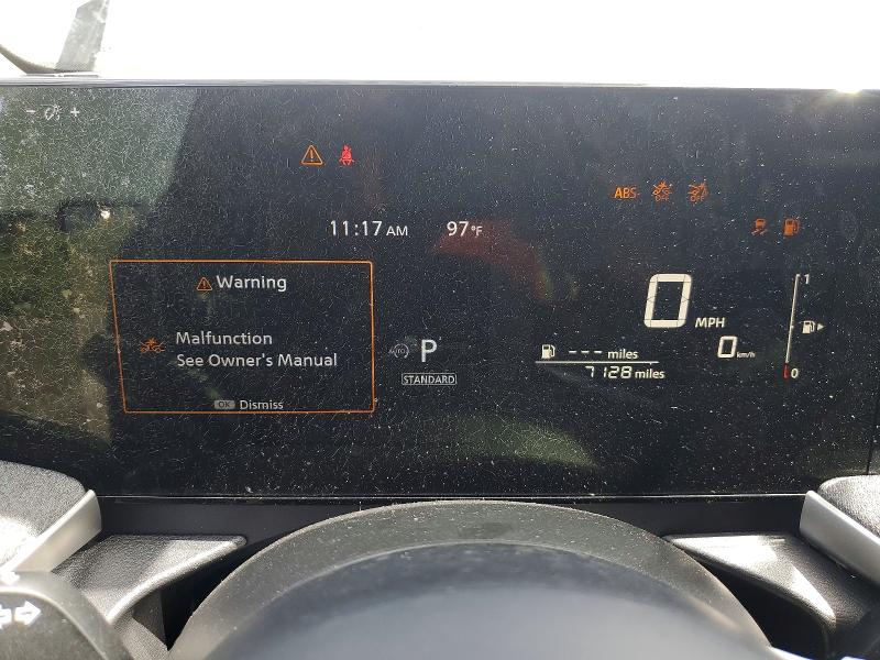 2025 Nissan Kicks VIN 3N8AP6CA4SL329625 COPART salvage auction — REAR END, Salvage Title, sold $8,100 on 2026-08-17 (photo 9)
