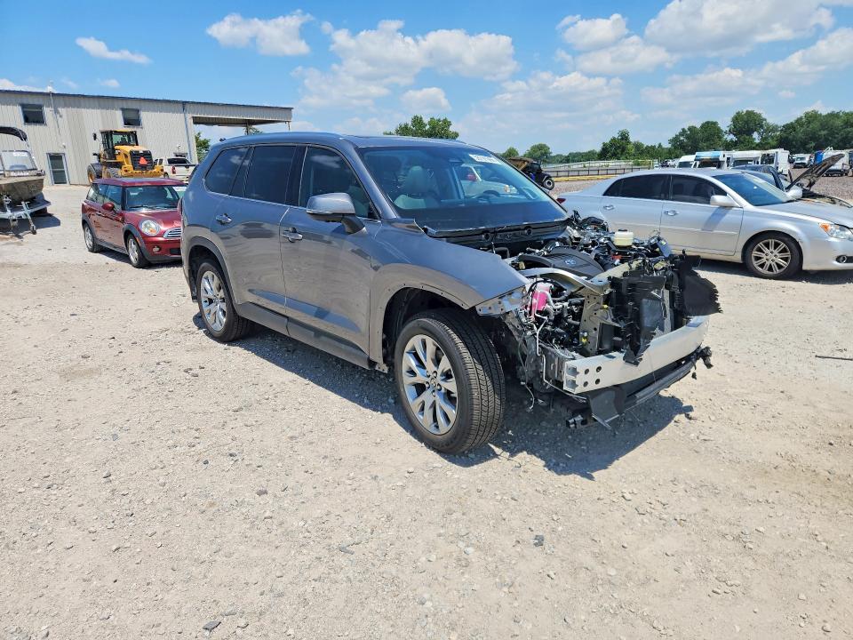 2026 Toyota Highlander VIN 5TDAAAB54TS122944 COPART salvage auction — FRONT END, MO - SALVAGE CERTIFICATE OF TITLE, sold $6,000 on 2026-07-28 (photo 4)
