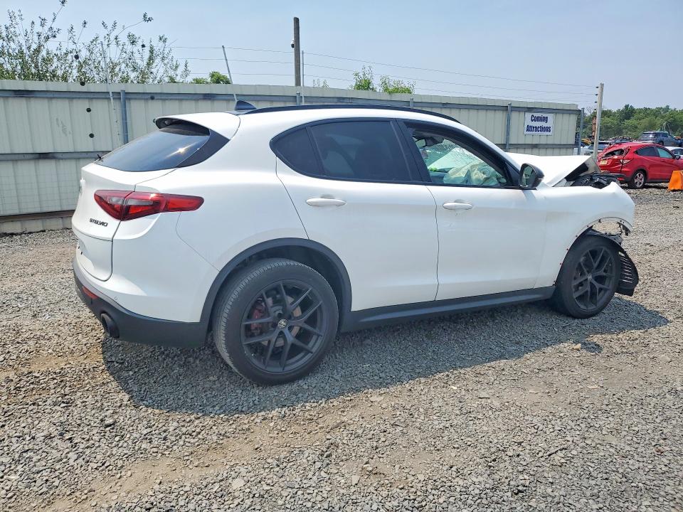 2019 Alfa romeo Stelvio VIN ZASPAKAN8K7C70175 COPART salvage auction — FRONT END, Nj - Cert Of Title-Salvage, sold $1,100 on 2026-08-11 (photo 3)