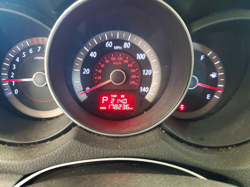 2010 Kia Forte VIN KNAFU4A21A5275237 COPART salvage auction — MINOR DENT/SCRATCHES, MN - CERTIFICATE OF TITLE, sold $500 on 2026-07-09 (photo 9)