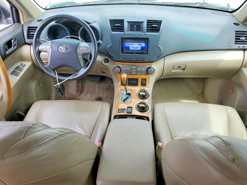 2010 Toyota Highlander hybrid VIN JTEJW3EH1A2047204 COPART salvage auction — REAR END, WA - BILL OF SALE, sold $1,100 on 2026-07-20 (photo 8)