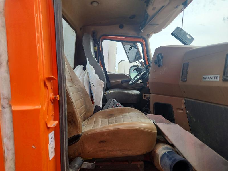 2018 Mack 700 gu700 VIN 1M2AX03C5JM037511 COPART salvage auction — ROLLOVER, OH - CERT OF TITLE-SALVAGE, sold $7,600 on 2026-09-08 (photo 7)