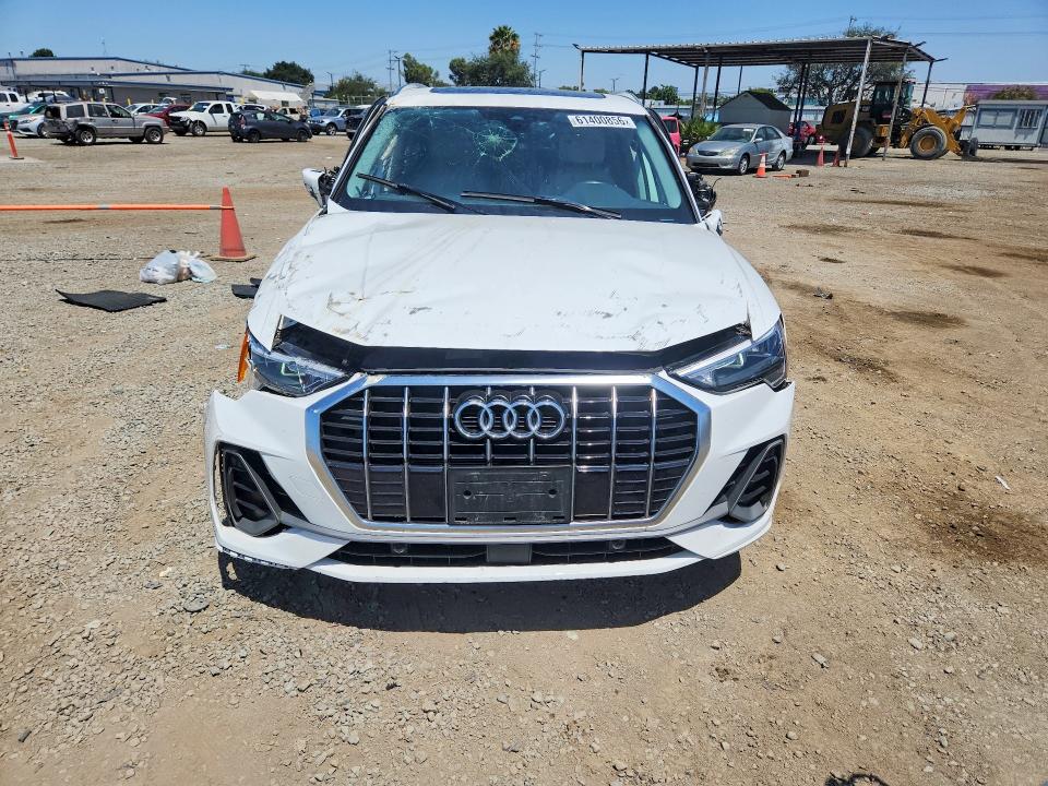 2021 Audi Q3 VIN WA1DECF39M1137955 COPART salvage auction — ROLLOVER, CA - SALVAGE CERTIFICATE, sold $4,100 on 2026-07-31 (photo 5)