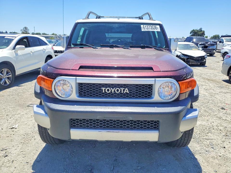 2007 Toyota Fj cruiser VIN JTEBU11F970055977 COPART salvage auction — MINOR DENT/SCRATCHES, Ca - Dis/Dlr/Exp Only Clean Title, sold $975 on 2026-07-23 (photo 5)