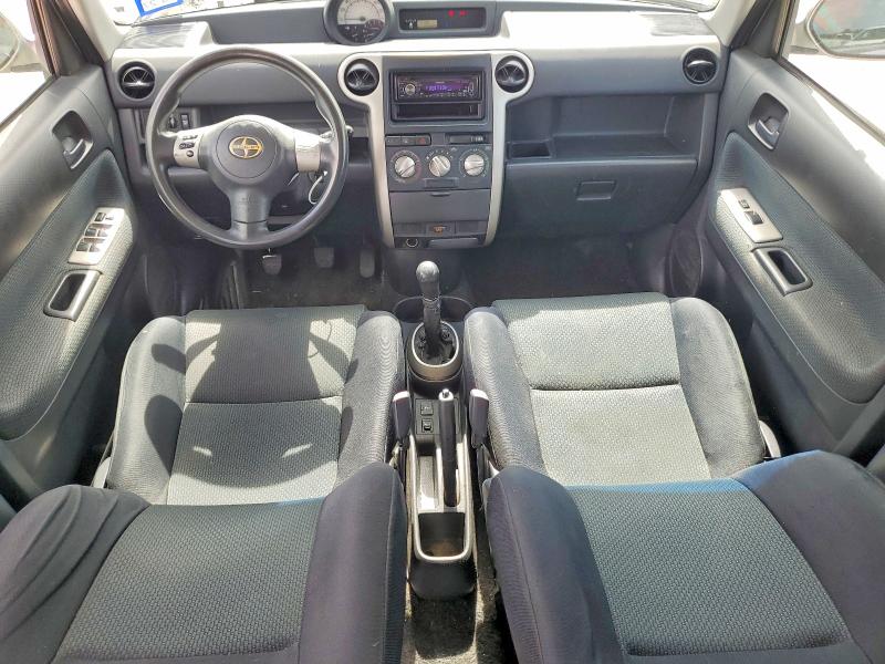 2006 Toyota Scion VIN JTLKT334X64097942 COPART salvage auction — NORMAL WEAR, TX - CERTIFICATE OF TITLE, sold $200 on 2026-07-21 (photo 8)