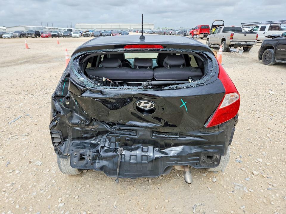 2017 Hyundai Accent VIN KMHCT5AE9HU312961 COPART salvage auction — REAR END, TX - SALVAGE VEHICLE TITLE (P), sold $70 on 2026-07-16 (photo 6)