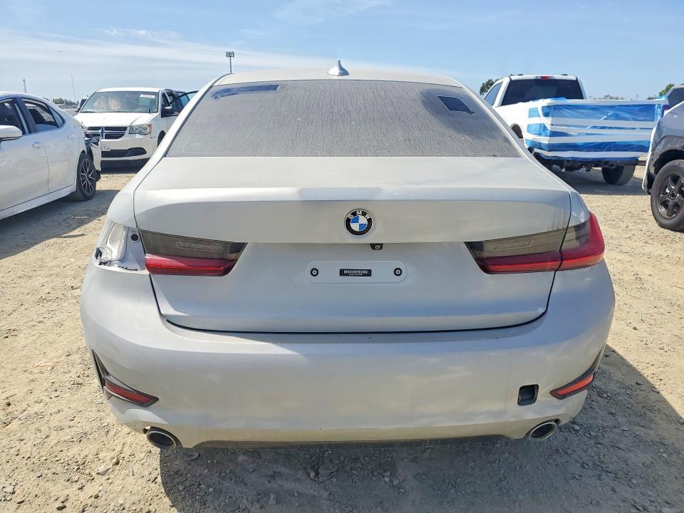 2019 BMW 3er VIN WBA5R1C52KAJ98549 COPART salvage auction — FRONT END, Ca - Dis/Dlr/Exp Only Clean Title, sold $3,650 on 2026-07-21 (photo 6)