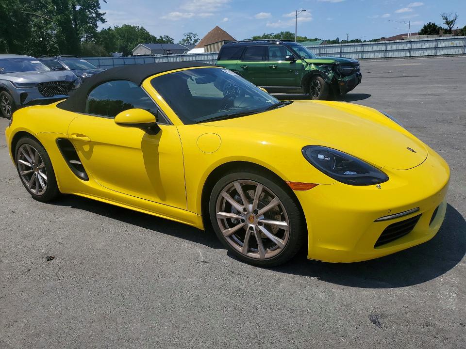 2018 Porsche Boxster VIN WP0CA2A89JS211116 COPART salvage auction — WATER/FLOOD, Nj - Cert Of Title-Salvage Flood, sold $26,700 on 2026-08-07 (photo 4)