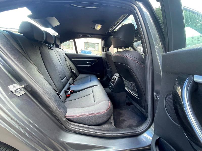 2018 BMW 3er VIN WBA8D9G58JNU71313 COPART salvage auction — NORMAL WEAR, Nh - Certificate Of Title (P), sold $4,200 on 2026-08-03 (photo 6)