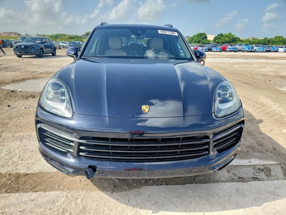 2019 Porsche Cayenne VIN WP1AA2AY3KDA06760 COPART salvage auction — VANDALISM, Fl - Cert Of Title Slvg Rebuildable, sold $21,400 on 2026-08-20 (photo 5)