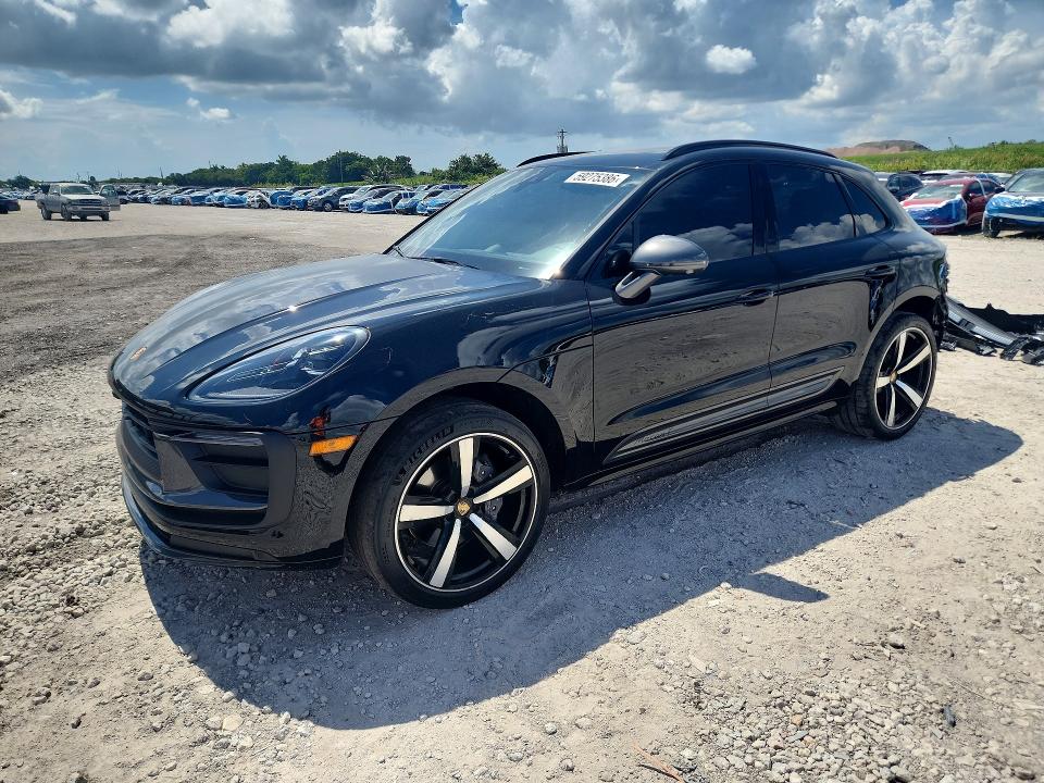 2023 Porsche Macan VIN WP1AA2A57PLB19582 COPART salvage auction — REAR END, Fl - Cert Of Title Slvg Rebuildable, sold $20,000 on 2026-08-13 (photo 1)