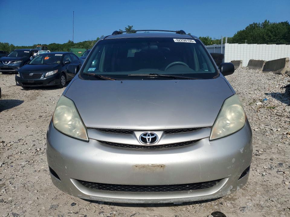 2006 Toyota Sienna VIN 5TDZA23C56S498451 COPART salvage auction — MINOR DENT/SCRATCHES, Ma - Certificate Of Title, sold $200 on 2026-07-29 (photo 5)