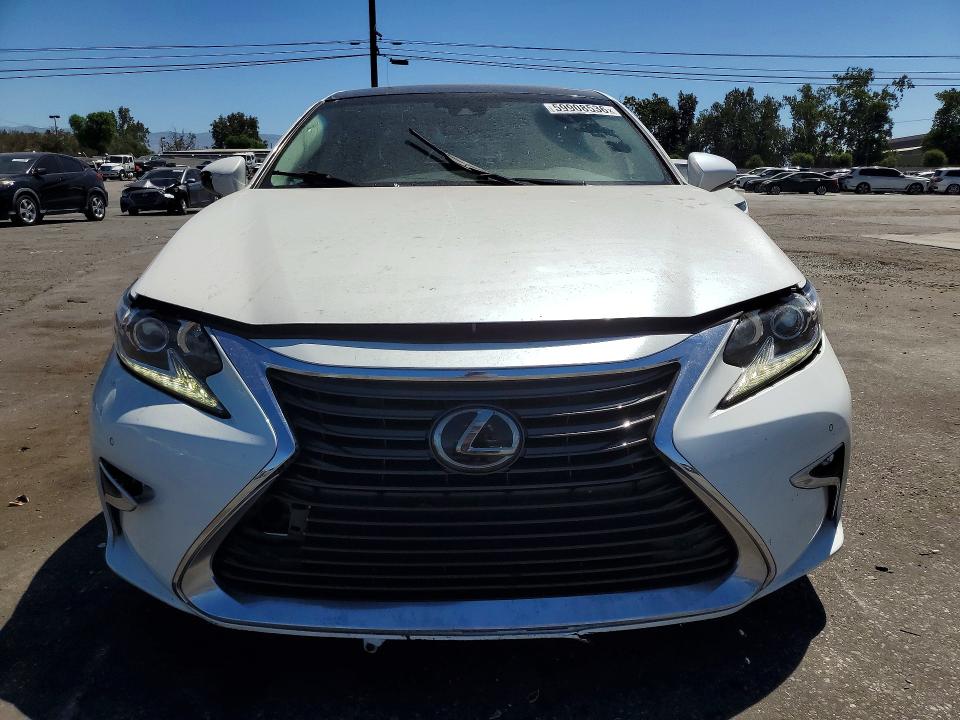 2017 Lexus ES VIN 58ABK1GG8HU035986 COPART salvage auction — FRONT END, Ca - Salvage Certificate, sold $6,100 on 2026-09-08 (photo 5)