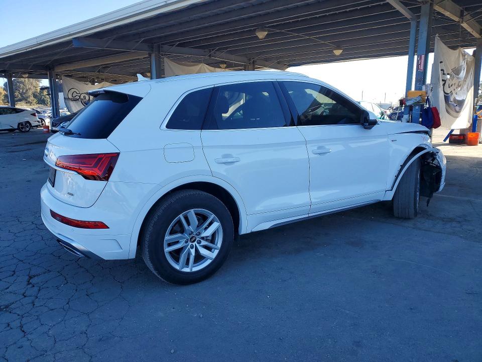 2023 Audi Q5 VIN WA1GAAFYXP2103949 COPART salvage auction — FRONT END, CA - SALVAGE CERTIFICATE, sold $550 on 2026-07-28 (photo 3)
