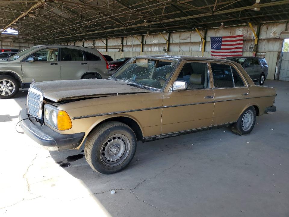 1984 Mercedes-benz 300 VIN WDBAB33AXEA006277 COPART salvage auction — FRONT END, AZ - CERT OF TITLE-RESTORED SALVAGE (P), sold $475 on 2026-07-29 (photo 1)