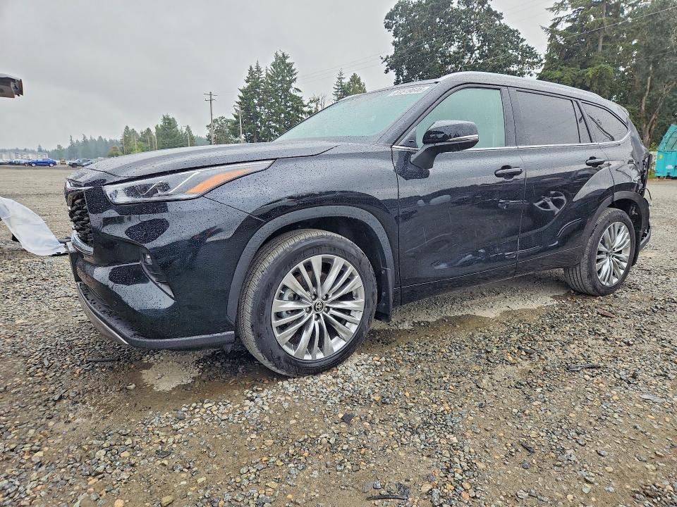 2024 Toyota Highlander VIN 5TDKDRBH4RS528820 COPART salvage auction — REAR END, Wa - Bill Of Sale, sold $19,500 on 2026-07-26 (photo 1)