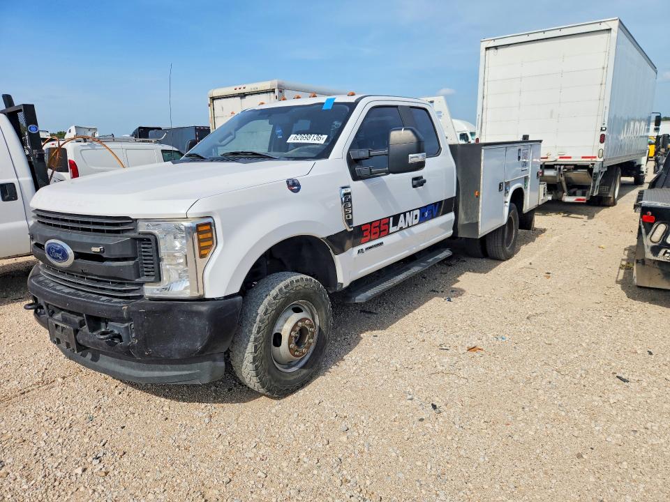 2019 Ford F350 VIN 1FD8X3HT6KEG56140 — COPART salvage auction photo