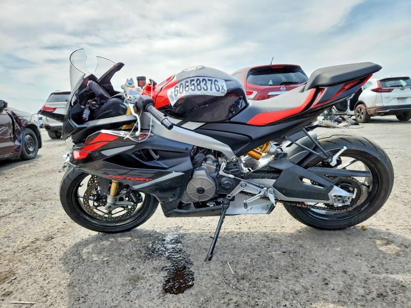 2026 Aprilia Rs VIN ZD4XGUB0XTS000132 COPART salvage auction — SIDE, Pa - Certificate Of Salvage, sold $4,100 on 2026-08-06 (photo 3)