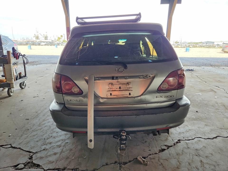 2000 Lexus Rx 300 VIN JT6HF10U0Y0155502 COPART salvage auction — FRONT END, Az - Certificate Of Title (P), sold $500 on 2026-07-20 (photo 6)