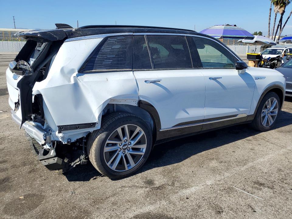 2026 Cadillac Xt4 VIN 1GYC3KML1TZ713102 COPART salvage auction — REAR END, Ca - Salvage Certificate, sold $10,400 on 2026-07-24 (photo 3)