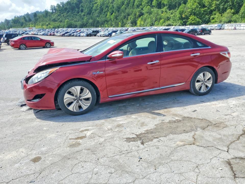 2015 Hyundai Sonata VIN KMHEC4A46FA120521 COPART salvage auction — FRONT END, Salvage Title, sold $325 on 2026-07-30 (photo 1)