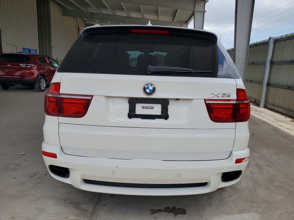 2013 BMW X5 VIN 5UXZV8C57DL426589 COPART salvage auction — MINOR DENT/SCRATCHES, Fl - Certificate Of Title, sold $300 on 2026-07-29 (photo 6)