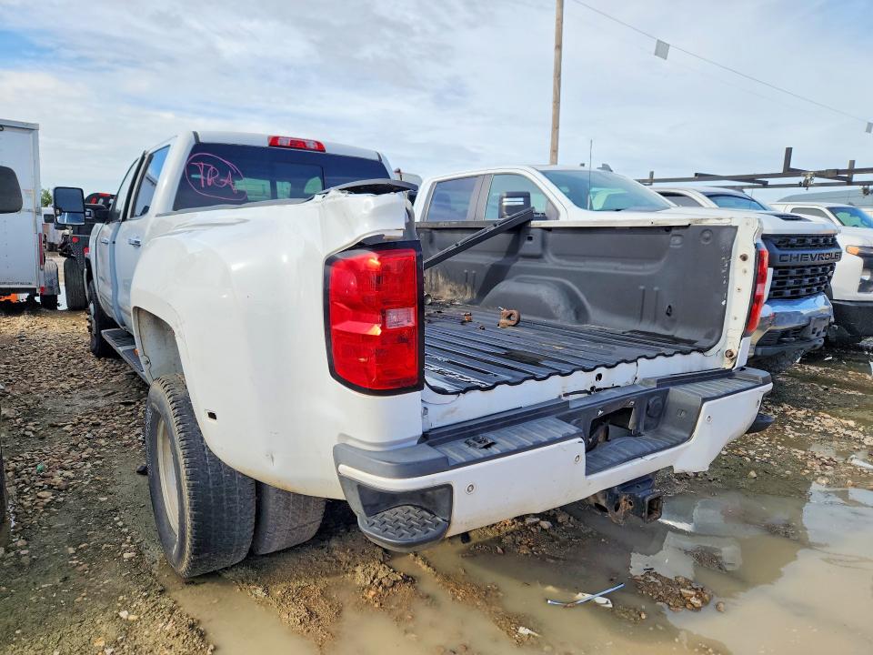 2017 Gmc SIERRA VIN 1GT42YEY7HF234332 COPART salvage auction — FRONT END, Tx - Certificate Of Title, sold $10,600 on 2026-07-29 (photo 2)