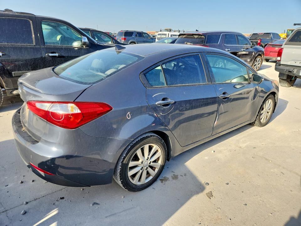 2015 Kia Forte VIN KNAFX4A66F5367722 COPART salvage auction — FRONT END, TX - SALVAGE VEHICLE TITLE (P), sold $875 on 2026-07-24 (photo 3)