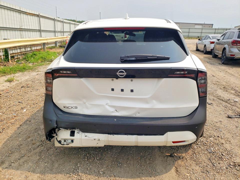 2025 Nissan Kicks VIN 3N8AP6CA8SL329269 COPART salvage auction — REAR END, Va - Cert Of Title - Salvage, sold $9,200 on 2026-08-14 (photo 6)