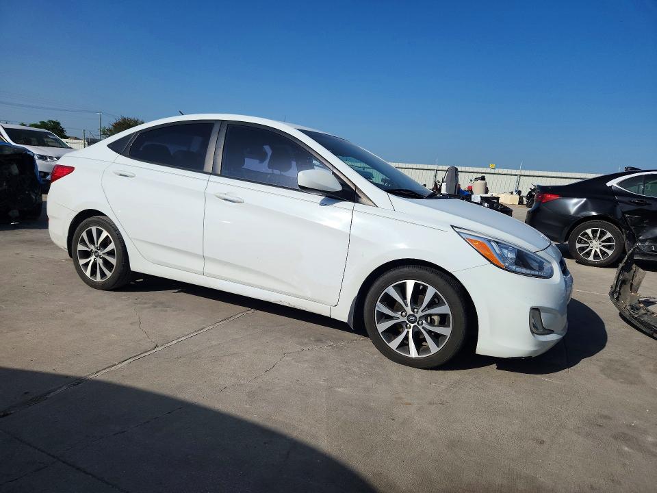 2015 Hyundai Accent VIN KMHCU4AE6FU822138 COPART salvage auction — MECHANICAL, Tx - Salvage Vehicle Title, sold $325 on 2026-07-30 (photo 4)