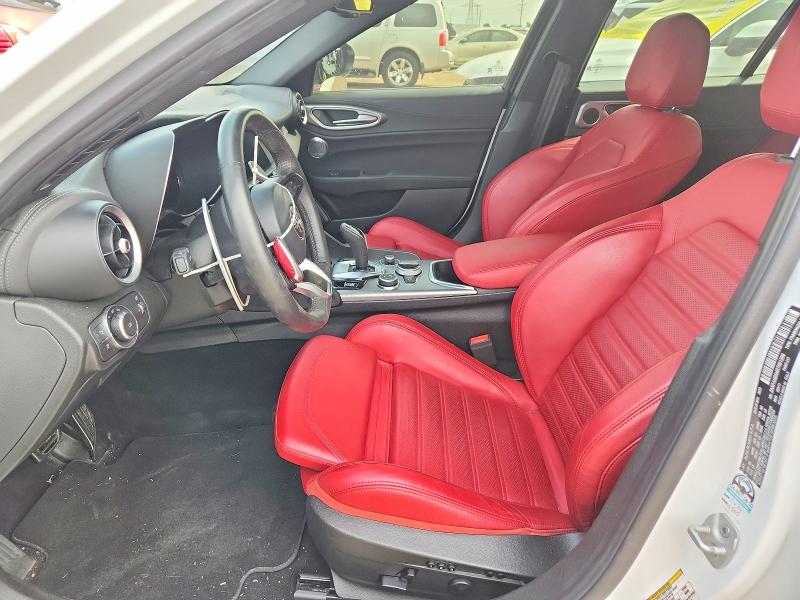 2024 Alfa romeo Giulia VIN ZARFANBN4R7681299 COPART salvage auction — SIDE, Salvage Title, sold $14,500 on 2026-10-06 (photo 7)