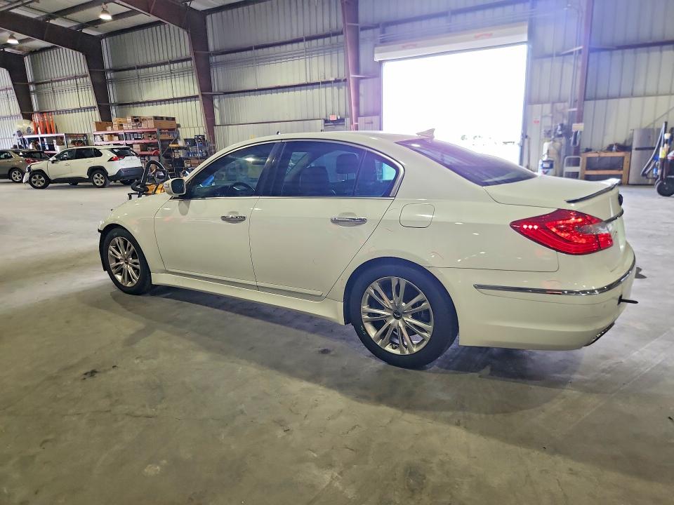 2013 Hyundai Genesis VIN KMHGC4DD1DU220915 COPART salvage auction — FRONT END, Fl - Cert Of Title Slvg Rebuildable, sold $1,950 on 2026-07-15 (photo 2)