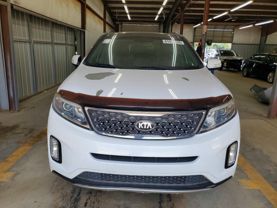 2015 Kia Sorento VIN 5XYKW4A76FG559601 COPART salvage auction — NORMAL WEAR, NC - DEALER ONLY CLEAN TITLE, sold $1,850 on 2026-07-22 (photo 5)