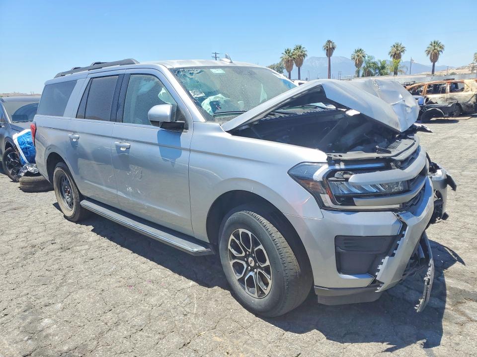 2023 Ford Expedition VIN 1FMJK1J86PEA51343 COPART salvage auction — FRONT END, FL - CERTIFICATE OF DESTRUCTION, sold $10,800 on 2026-07-30 (photo 4)