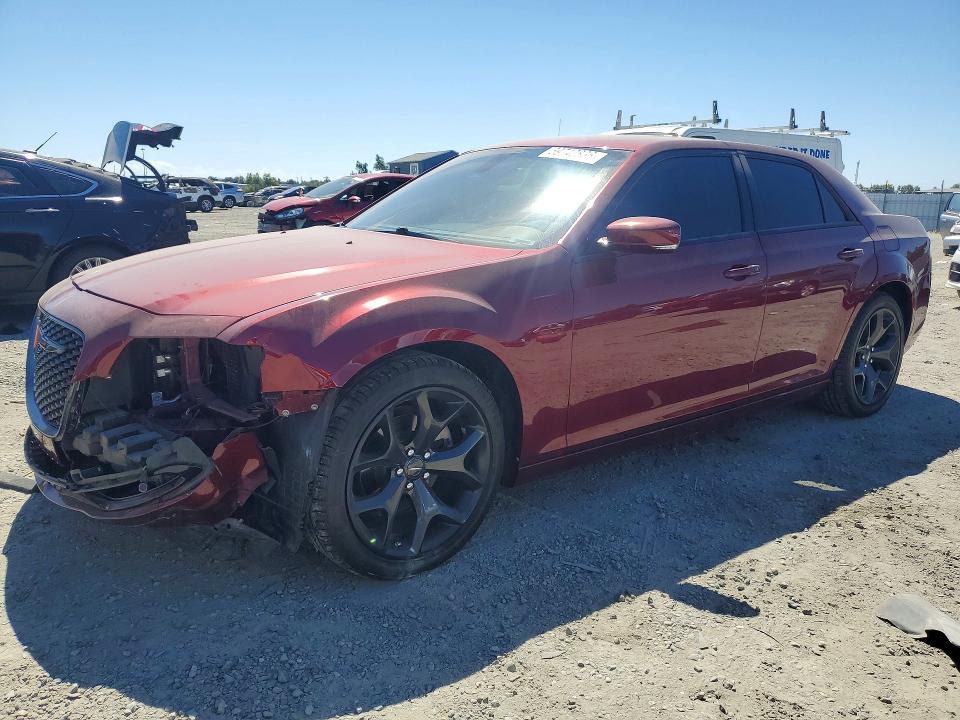 2023 Chrysler 300 VIN 2C3CCABGXPH569596 — COPART salvage auction photo