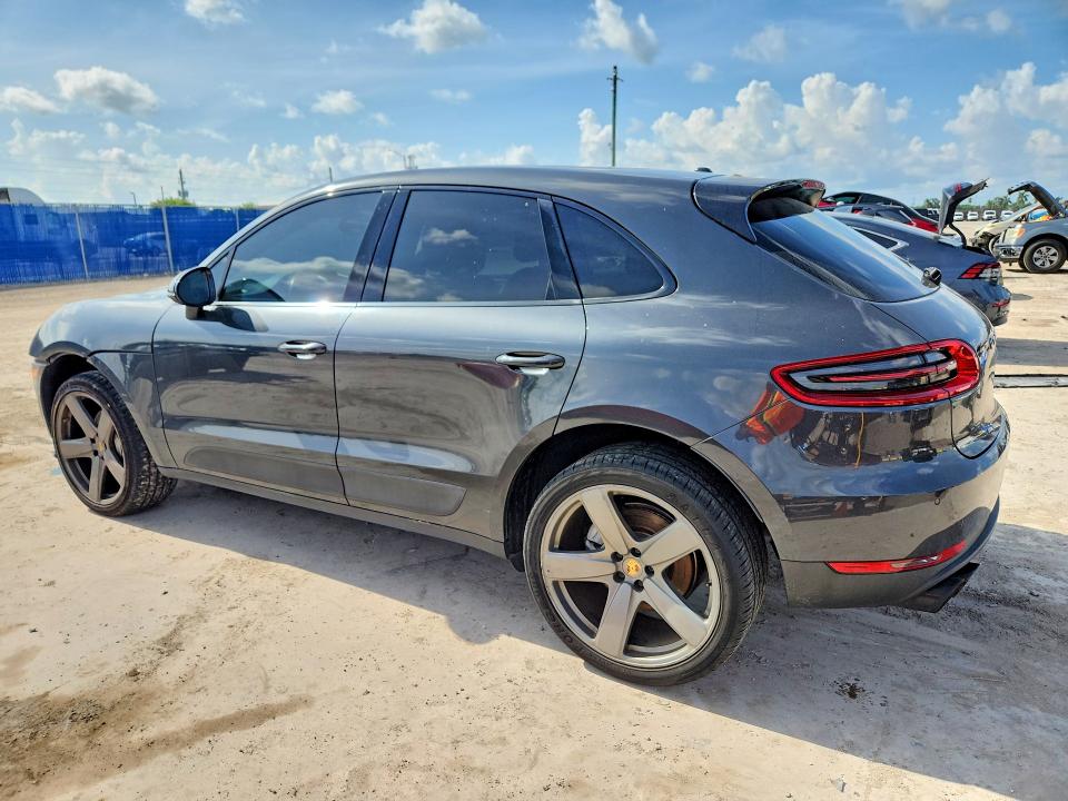 2017 Porsche Macan VIN WP1AB2A57HLB14493 COPART salvage auction — FRONT END, Fl - Cert Of Title Slvg Rebuildable, sold $7,300 on 2026-08-12 (photo 2)