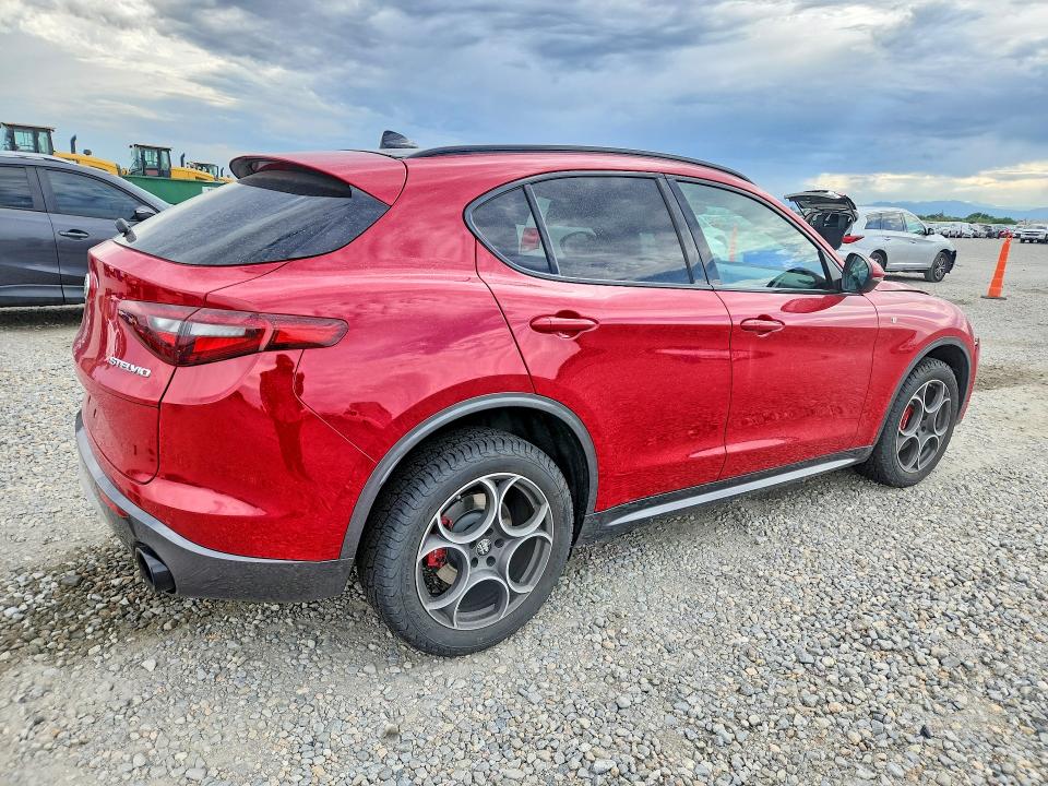 2022 Alfa romeo Stelvio VIN ZASPAKBN2N7D37744 COPART salvage auction — FRONT END, Co - Public - Salvage Title, sold $9,700 on 2026-08-04 (photo 3)