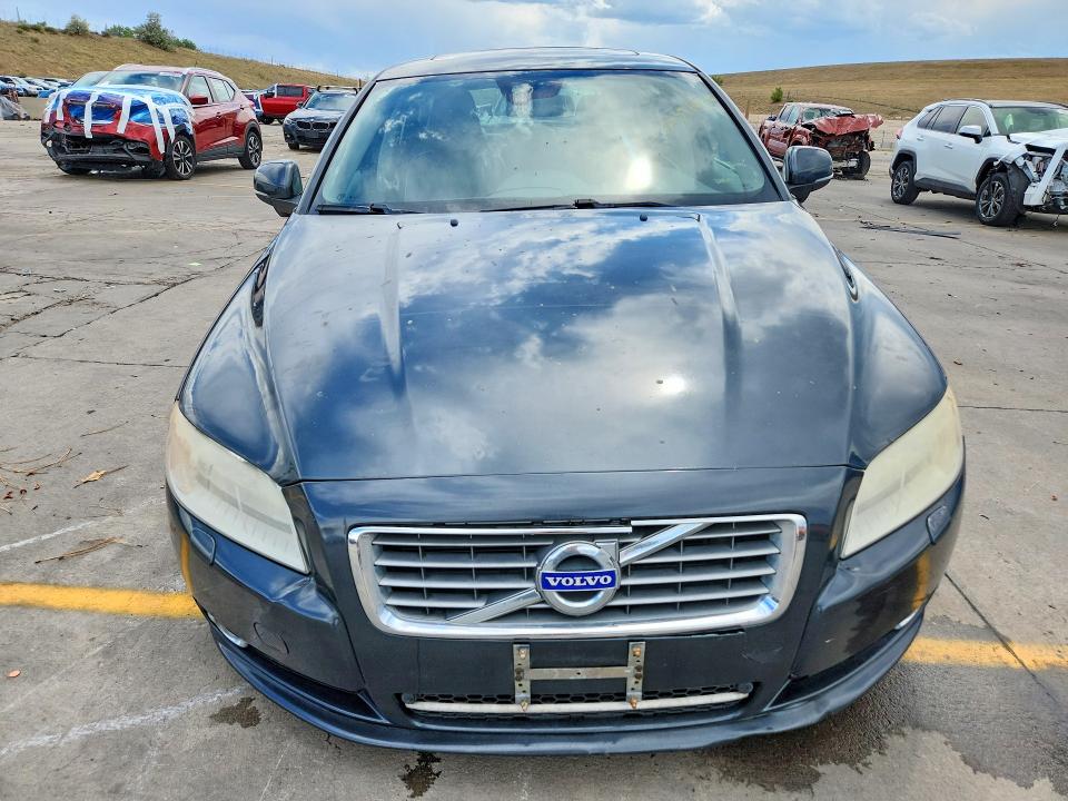 2012 Volvo S80 VIN YV1902AH0C1159410 COPART salvage auction — FRONT END, Co - Salvage Title, sold $875 on 2026-08-12 (photo 5)