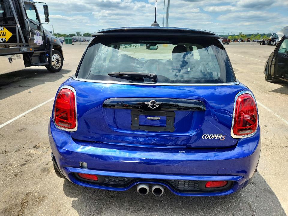 2020 Mini Cooper VIN WMWXR5C05L2L85607 COPART salvage auction — SIDE, Mi - Certificate Of Title (P), sold $5,400 on 2026-09-01 (photo 6)