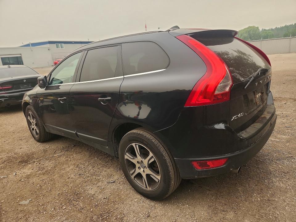 2013 Volvo Xc60 VIN YV4902DZ8D2449607 COPART salvage auction — FRONT END, ON - PERMIT NO BRAND - UNFIT, sold $250 on 2026-07-28 (photo 2)