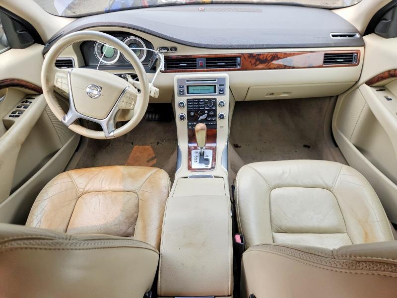 2011 Volvo Xc70 VIN YV4902BZ5B1107621 COPART salvage auction — NORMAL WEAR, Ct - Certificate Of Title, sold $450 on 2026-07-28 (photo 8)