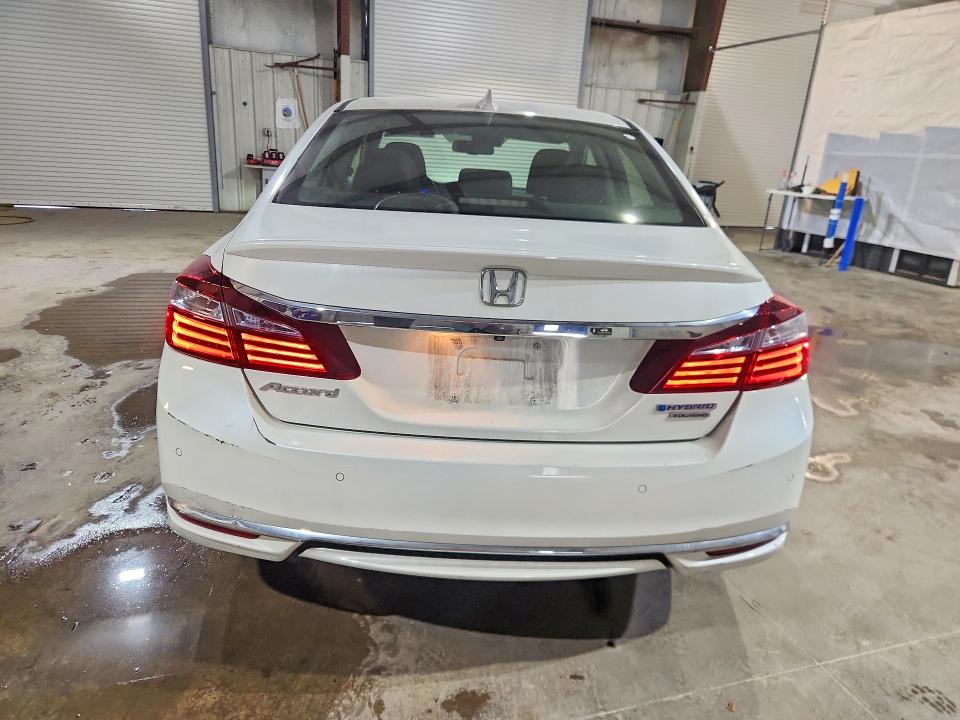 2017 Honda VIN JHMCR6F71HC012838 COPART salvage auction — FRONT END, Ma - Cert Of Title-Salvage, sold $3,100 on 2026-07-15 (photo 6)