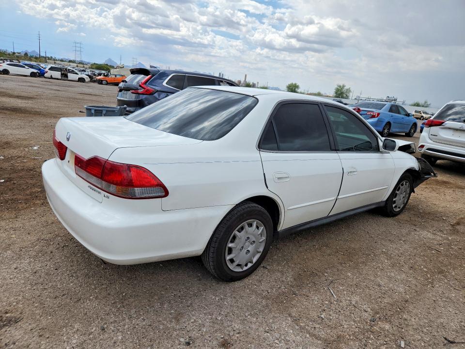 2001 Honda Accord VIN JHMCG56431C031824 COPART salvage auction — FRONT END, AZ - CERT OF TITLE - SALVAGE, sold $200 on 2026-07-24 (photo 3)