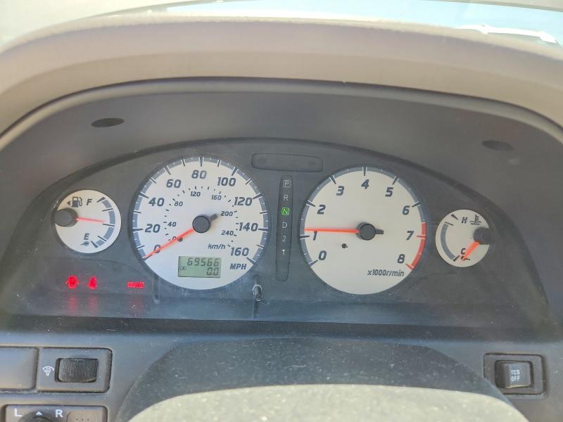 2001 Nissan Maxima VIN JN1CA31A21T107766 COPART salvage auction — NORMAL WEAR, Ca - Dis/Dlr/Exp Only Clean Title, sold $250 on 2026-07-28 (photo 9)