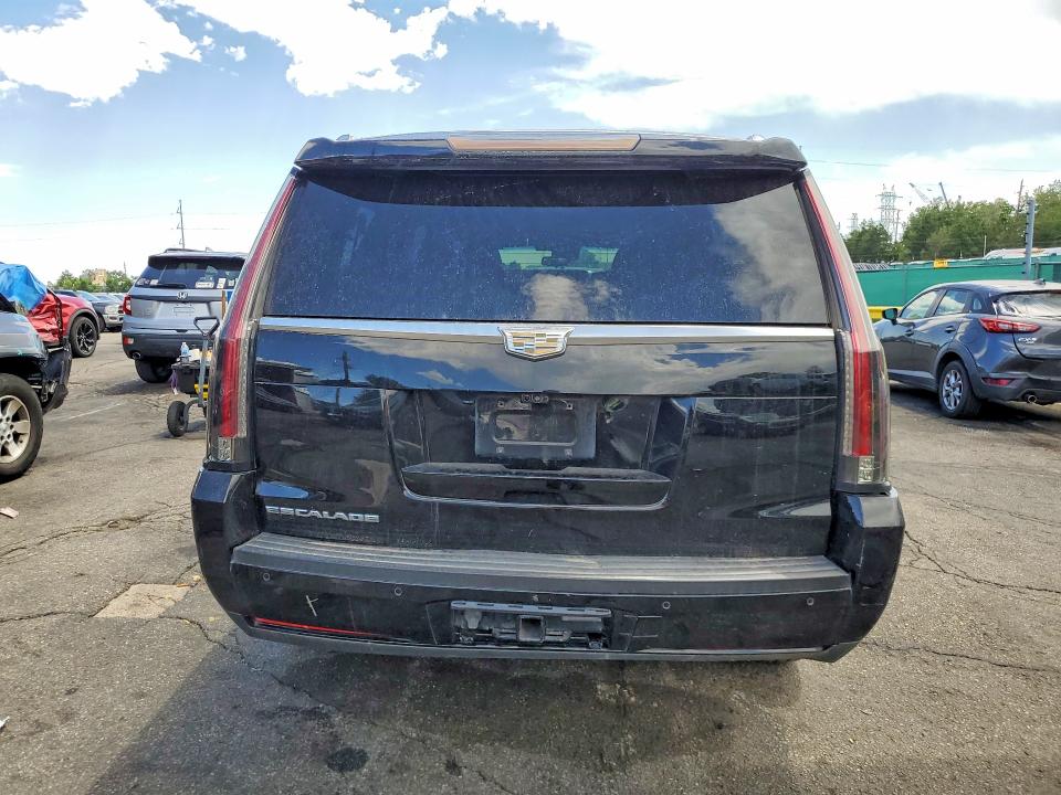2019 Cadillac Escalade VIN 1GYS3HKJ8KR158745 COPART salvage auction — NORMAL WEAR, Tx - Certificate Of Title (P), sold $4,000 on 2026-07-28 (photo 6)
