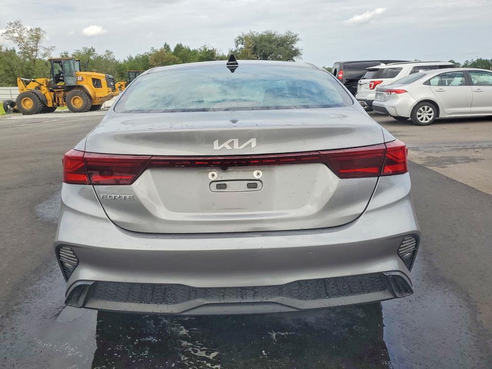 2024 Kia Forte VIN 3KPF24AD6RE738600 COPART salvage auction — FRONT END, TN - CERTIFICATE OF TITLE (P), sold $5,100 on 2026-07-22 (photo 6)