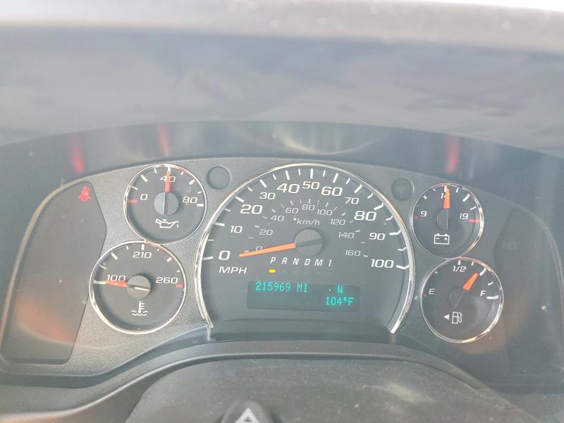 2013 Gmc Savana VIN 1GJZ71FA6D1164855 COPART salvage auction — MINOR DENT/SCRATCHES, Ca - Dis/Dlr/Exp Only Clean Title, sold $2,650 on 2026-08-03 (photo 9)