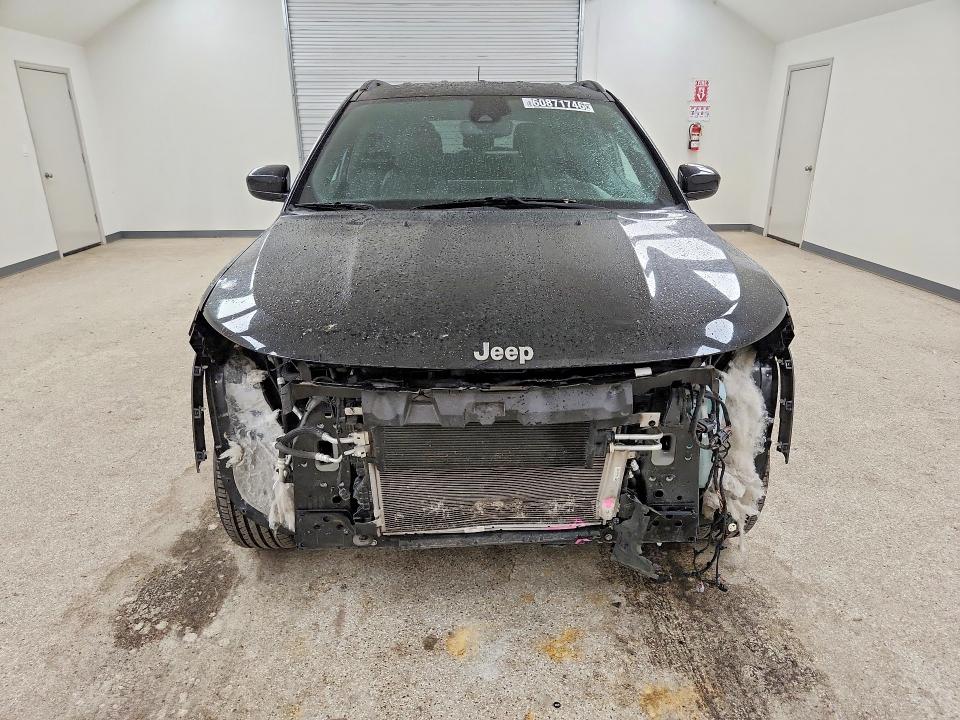 2024 Jeep Compass VIN 3C4NJDBN7RT110756 COPART salvage auction — FRONT END, Ca - Certificate Of Title (P), sold $7,200 on 2026-08-10 (photo 5)
